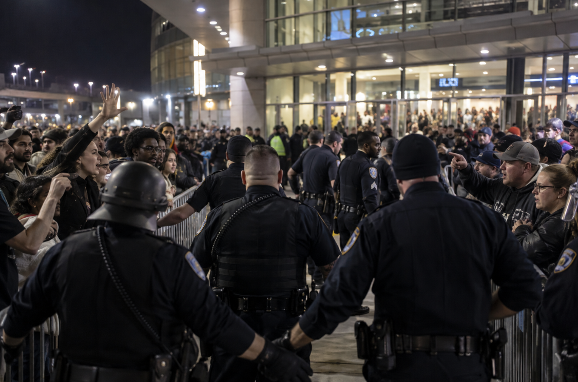 From “Knock the Crap Out of Them” to Chicago: Violence Shadows Trump’s Campaign — article image