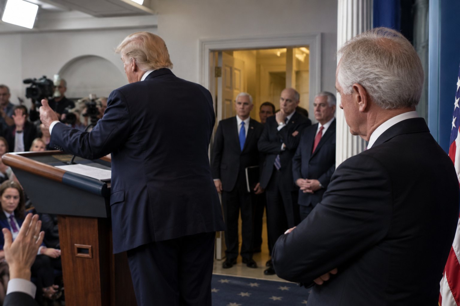 Republican Senator Calls Trump's White House an “Adult Day Care Center” and Warns of World War III — article image