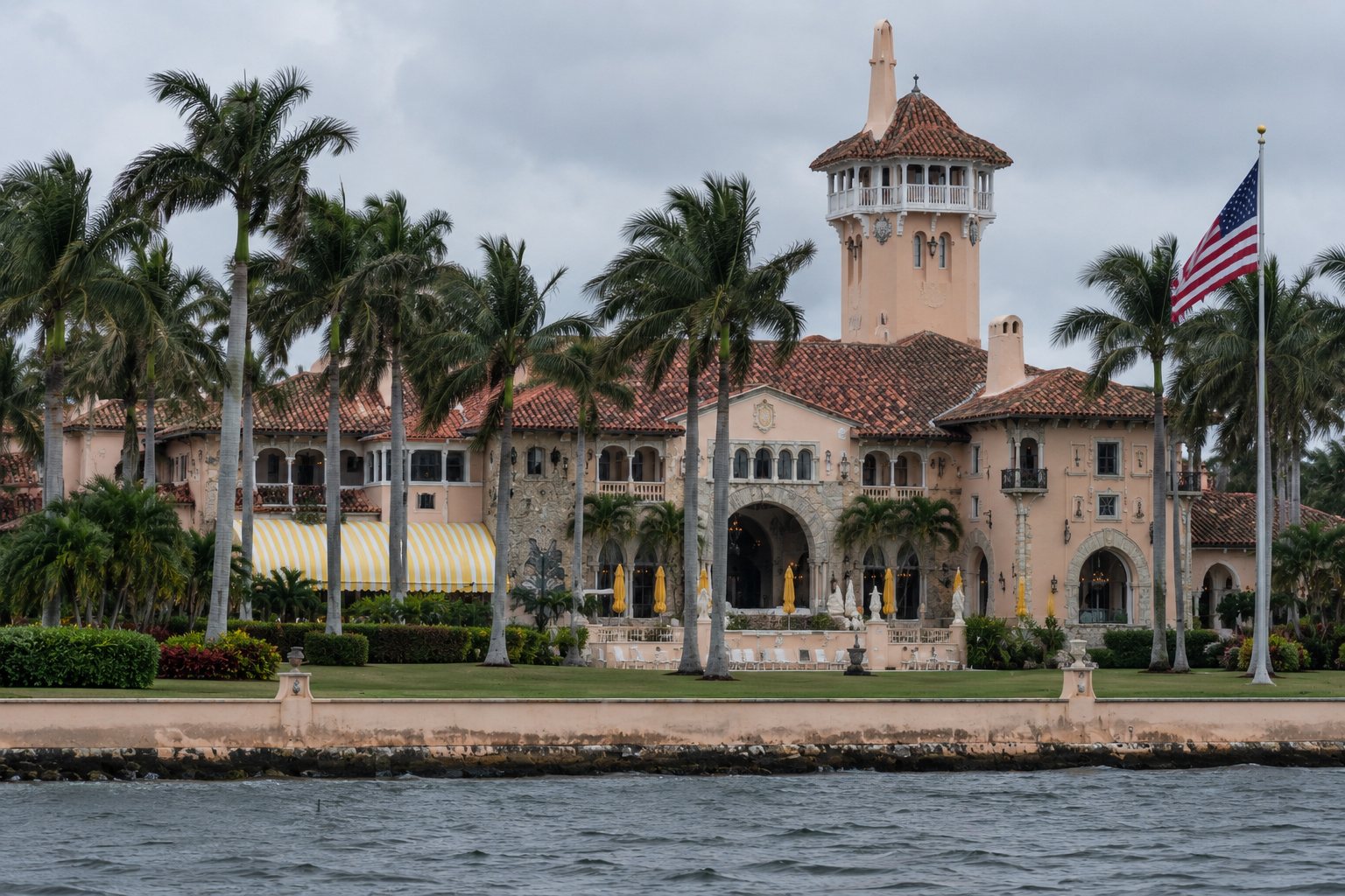 New Evidence Undercuts Trump Defense in Mar-a-Lago Documents Case — article image